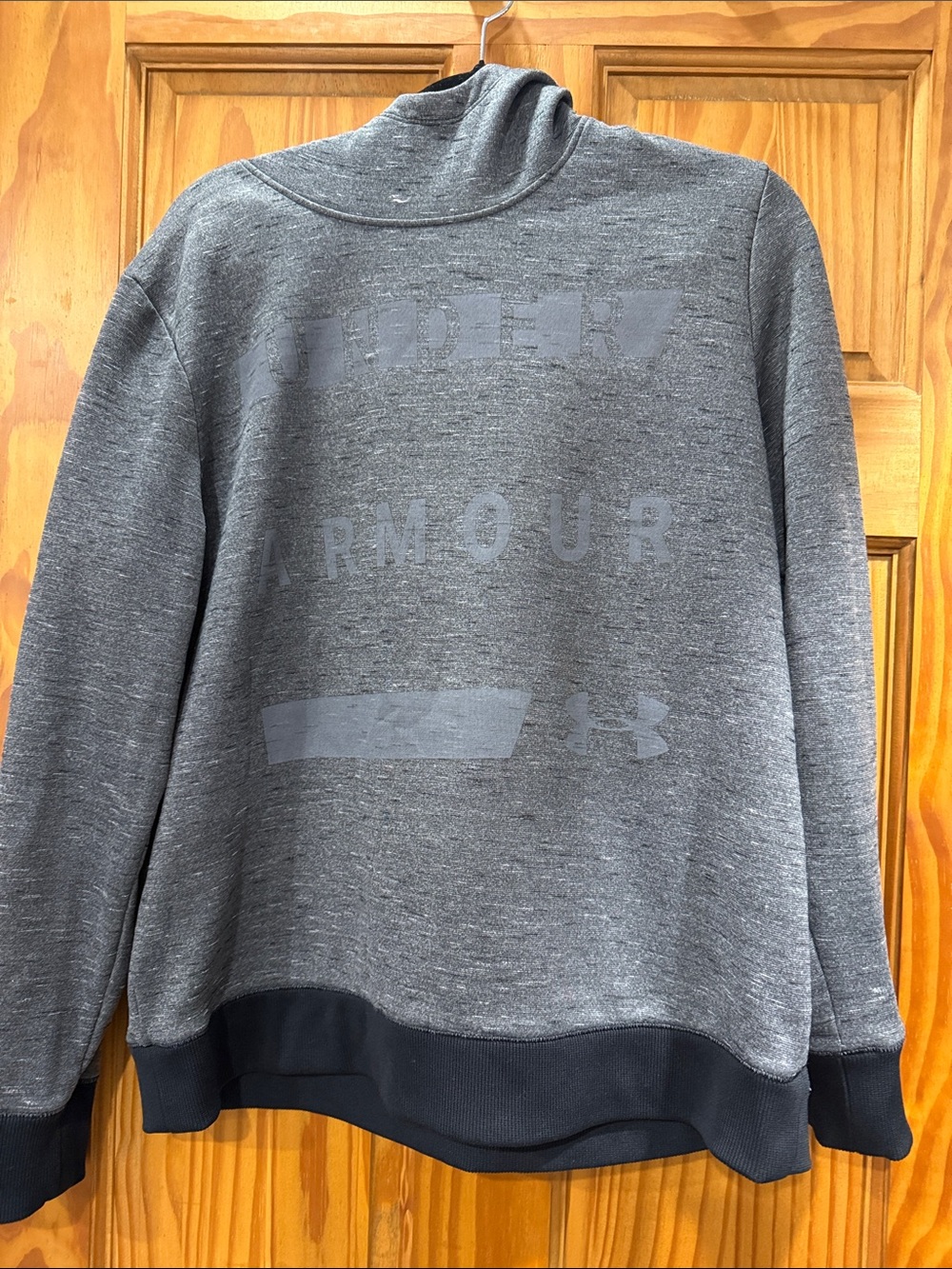 Under Armour Men's Dark Gray Turtleneck Pullover Sweatshirt